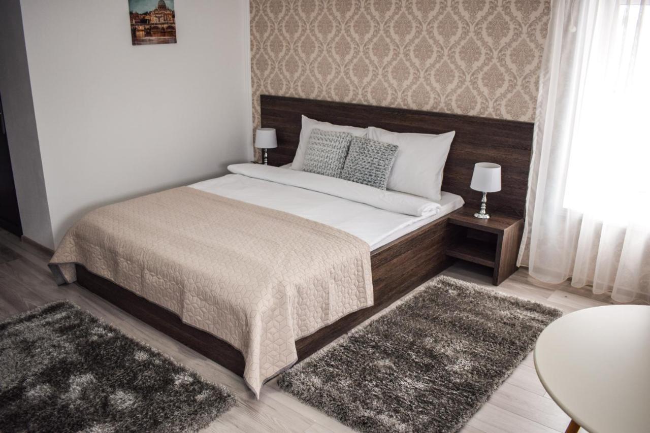 B House Rooms Iasi Eksteriør billede