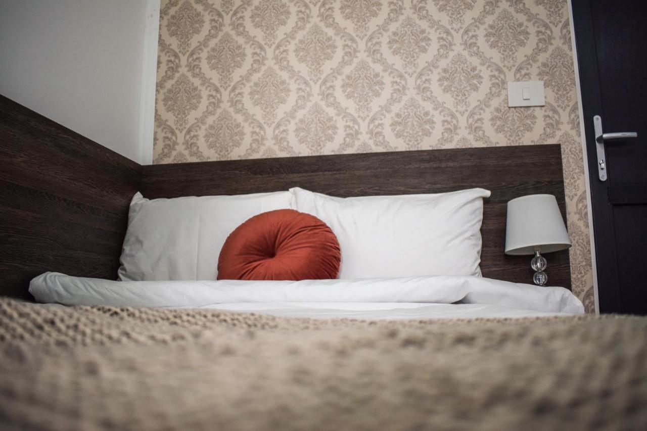 B House Rooms Iasi Eksteriør billede